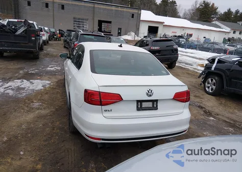 2015 Volkswagen Jetta 2.0T Gli Se z USA, uszkodzony, nr VIN 3VW4T7AJ3FM265118